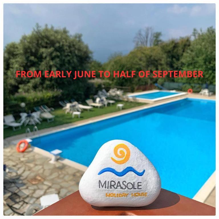 Mirasole Holiday House Leggiuno المظهر الخارجي الصورة